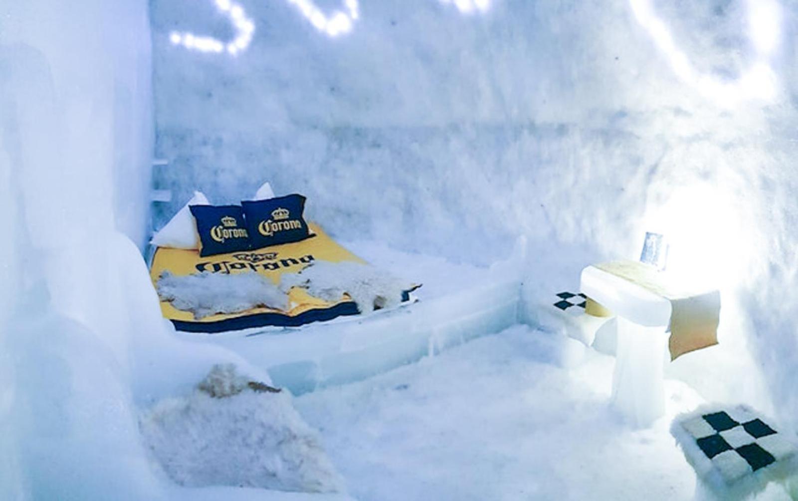 Hotel Of Ice Transylvania Cîrţişoara Bagian luar foto