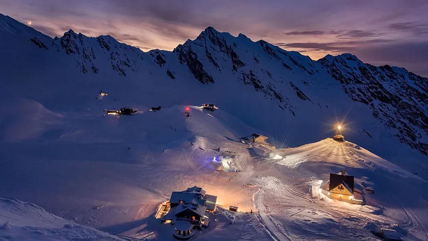 Hotel Of Ice Transylvania Cîrţişoara Bagian luar foto